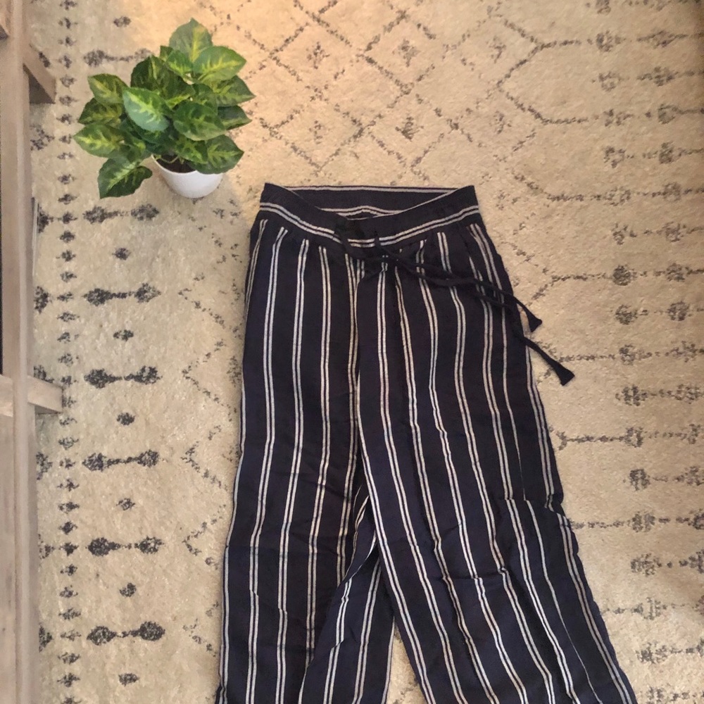 Striped Mid-Rise Wide Leg pants - A New Day Navy S - Picture 2 of 5